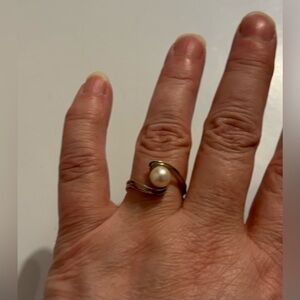 Genuine Cultured Pearl Bypass Ring - Sterling Silver - Size 8
